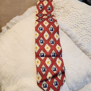 Vintage Red Geometric Patterned Tie